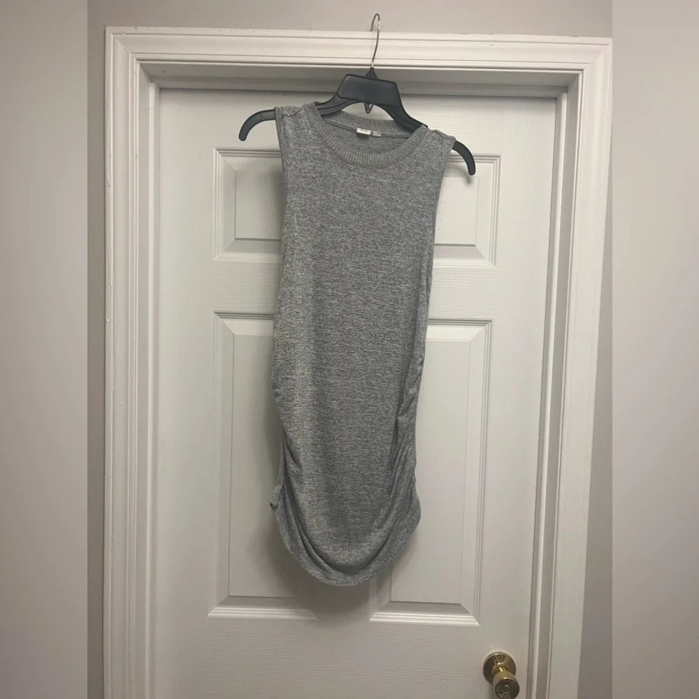 Gap Maternity Women’s Gray High Neck Tank Ruched Sides Size M